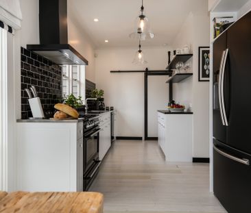 Three bedrooms + Sleepout - Cambridge - Photo 1