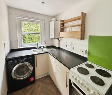 1 bedroom flat to rent - Photo 2