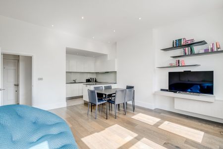 Belsize Park, London, , NW3 4DX - Photo 2