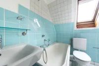 Ein kleines Reich unterm Dach – Charmante Wohnung in Essen-Überruhr 350 € - Photo 3