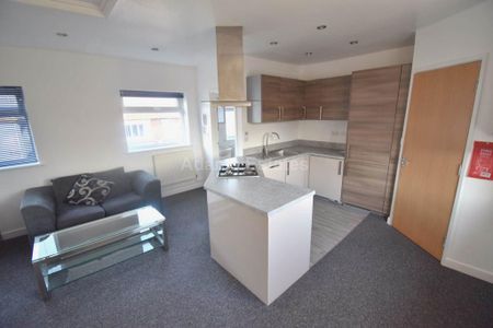 2 bedroom flat to rent - Photo 4