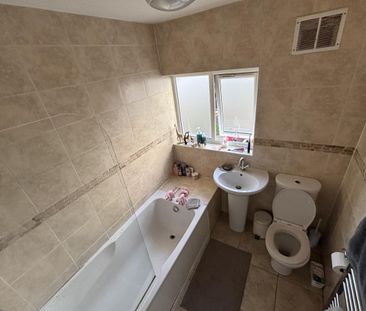 Kingsbury Road, Coundon, Coventry, West Midlands - Photo 3