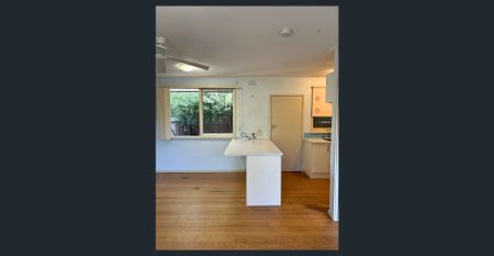 Low-Maintenance Living in the Heart of Frankston - Photo 3