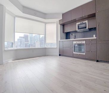 YORKVILLE PLAZA: 1 Bedroom Condo For Rent Downtown Toronto - Photo 2