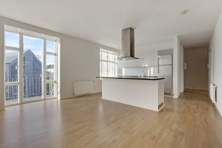 Stuelejlighed nær centrum med lille altan - Photo 5