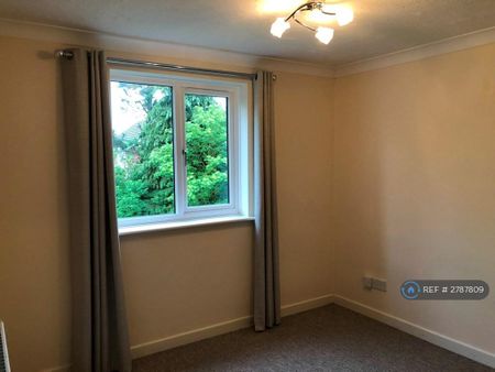 3 bedroom detached house to rent - Photo 4