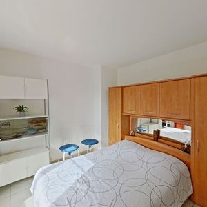 Location Appartement 2 pièces 40m² - Photo 2