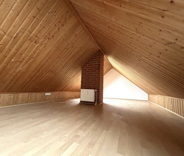 Charmante Dachgeschosswohnung - Nicht für jeden. Aber vielleicht fü... - Photo 3
