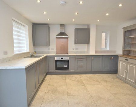 Northrop Gardens, Grove, Wantage, Oxfordshire, OX12 - Photo 4