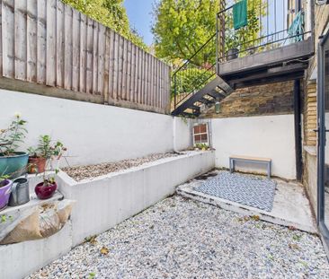 2 bedroom ground floor flat to rent - Photo 6