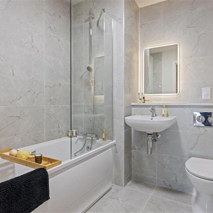 Lady Pirrie House, 2 Bedroom Apartment, 5 Shipwright Way, Titanic Quarter, Belfast, BT3 9FU - Photo 1