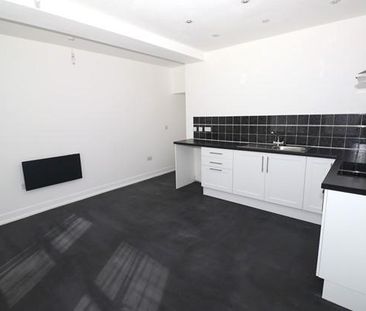 1 bedroom ground floor flat to rent - Photo 3