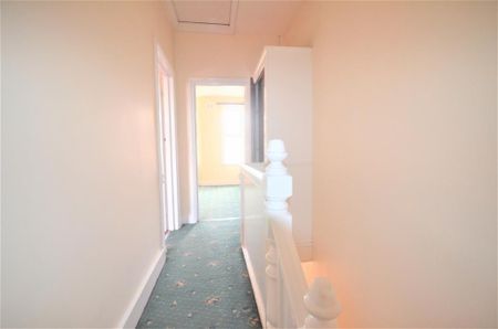 3 bedroom terraced house to rent - Photo 3