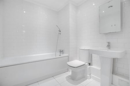 Penthouse To Let - Photo 5