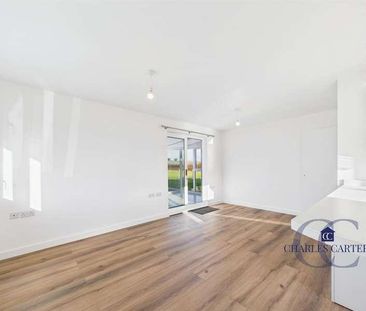 Sinderberry Drive, Northway, Tewkesbury, GL20 - Photo 3