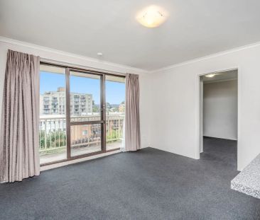 Top Floor Living - Photo 1