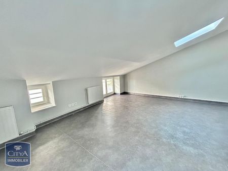 Location Appartement 1 pièce 30m² ST ETIENNE 42100 - Photo 3
