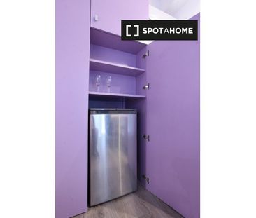 Piso de alquiler en El Raval - Photo 6