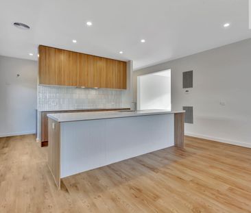 Modern Family Home with Space, Style & Comfort - Photo 2