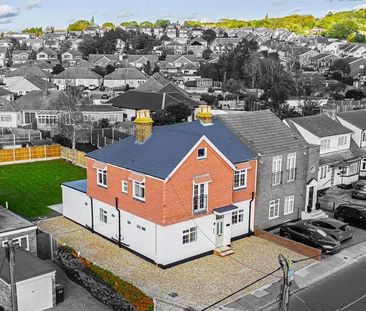 Thundersley Park Road, Benfleet, SS7 - Photo 2