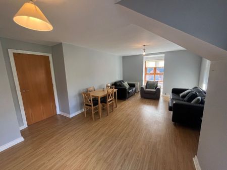 Apt 6 Redwood Dale, Belfast BT17 9RL - Photo 5