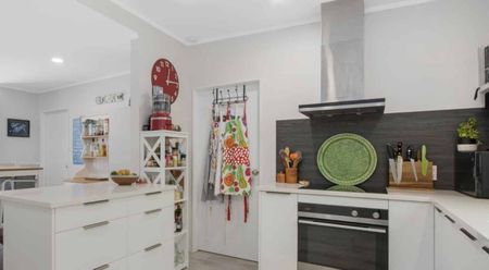 Great location in Waihi Beach - Photo 3