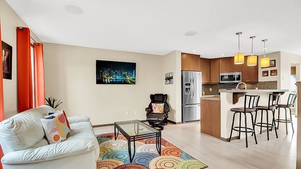 3 Bed Charming Family Home In Charlesworth. - Photo 1