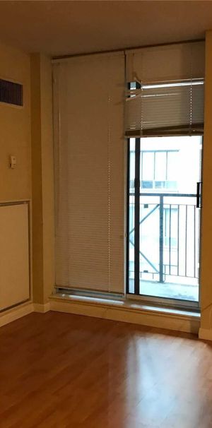 For Lease - 140 Simcoe Street Unit# 521, Toronto, Ontario - Photo 1