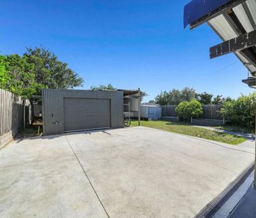 5 Melalueca Drive, 3048, Meadow Heights Vic - Photo 2