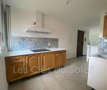 Appartement 5 Pièces 82 m² - Photo 3