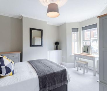 4 bedroom terraced house to rent - Photo 5