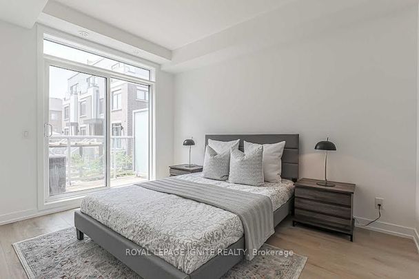 For Lease - 3058 Sixth Line Unit# 203, Oakville, Ontario - Photo 1