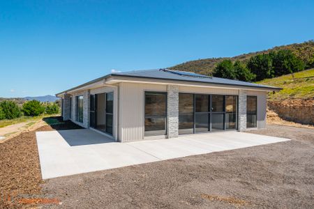 357 Two Sticks Road, Uriarra NSW 2611 - House For Rent | Domain - Photo 2