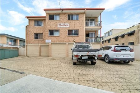Fully Furnised Lease until 30/6/2026 - Photo 2