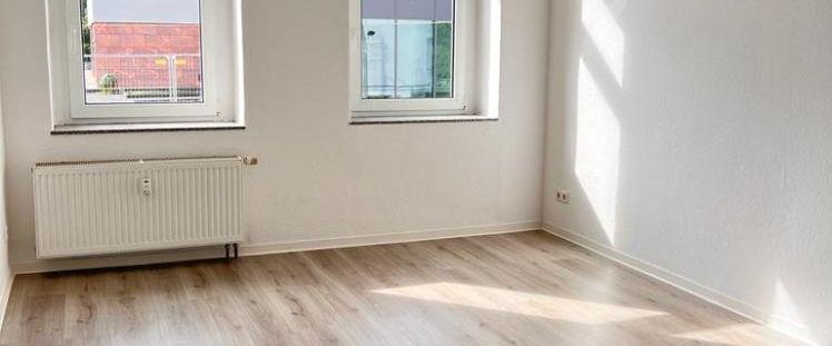 +++RENOVIERTE 2-RAUMWOHNUNG mit BALKON+++ - Photo 1