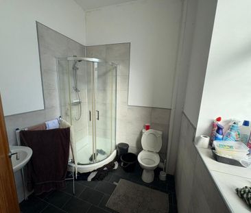 1 bedroom in a house share to rent - Photo 6