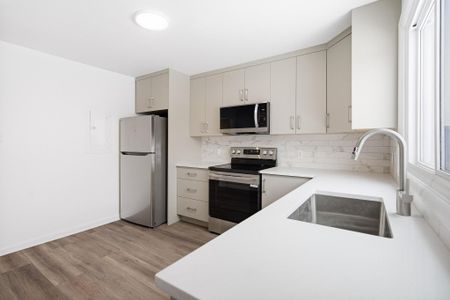 For Lease - 896 Pinewood Crescent Unit# 1, Britannia Heights - Queensway Terrace N and Area, Ontario - Photo 4