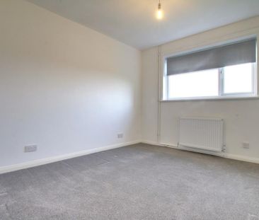 3 bedroom detached bungalow to rent - Photo 4