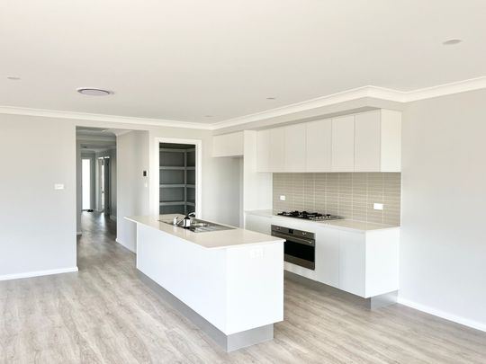 Modern Comfortable Family Home - Photo 1