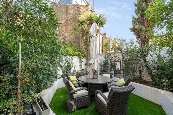 Linden Gardens, W4 2EG, London - Photo 1