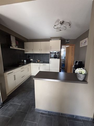 Duplex - Photo 4