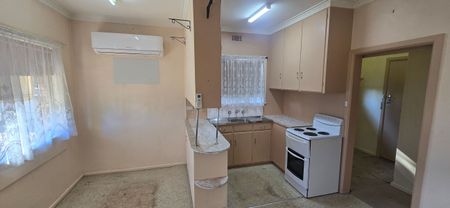 Two bedroom unit - Photo 4