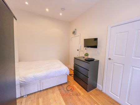 Westbourne Grove Terrace, Bayswater, W2 - Photo 3