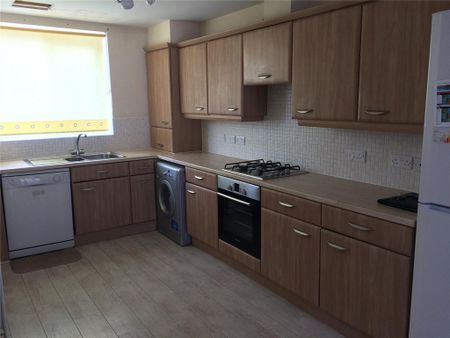 3 bedroom terraced house to rent - Photo 5