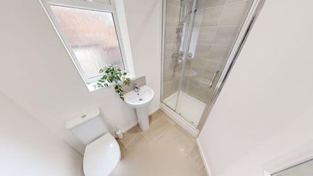 2 bedroom flat to rent - Photo 5