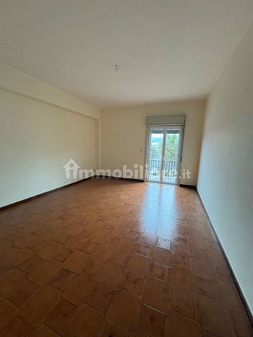 Trilocale via Vittorio Emanuele II, Centro, Belpasso - Photo 3