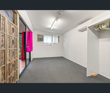 13 Darling Street, Russell Island, Qld 4184 - Photo 3