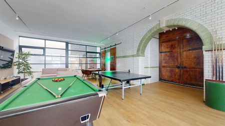 Studio to rent - Photo 2