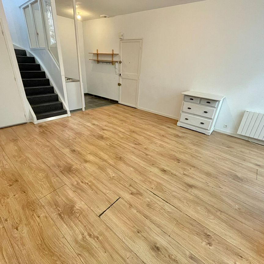 A Louer - Nantes Cathedrale - Appartement 3 Pièces En Duplex De 63.75 M² - Photo 1