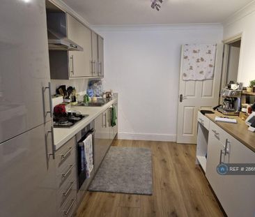 1 bedroom flat to rent - Photo 4
